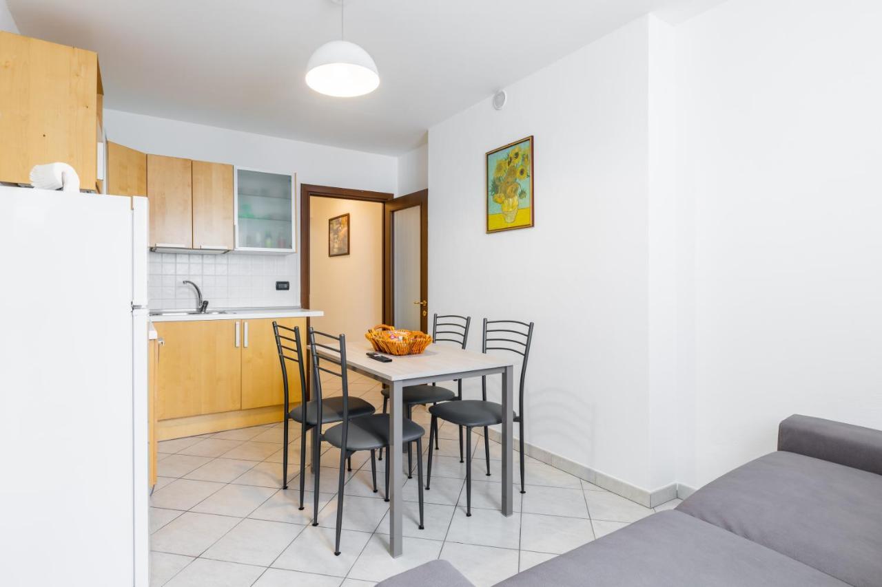 Aosta Centre Apartments - Croce Di Citta 88 Buitenkant foto